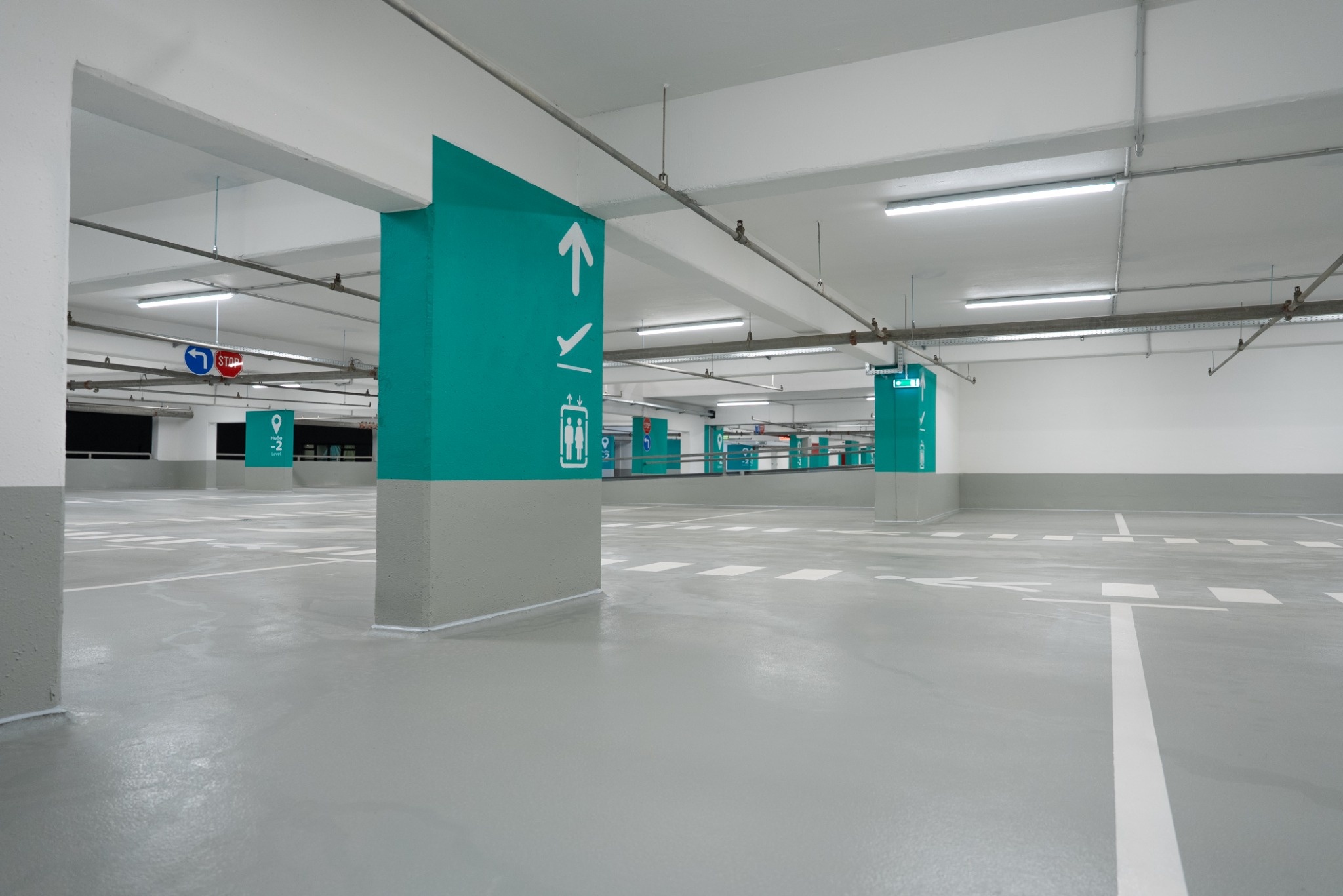 Система за покритие на паркинг Sofia Airport